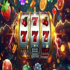 Tampilan antarmuka permainan Boom City di platform dubai slot dengan panel pembayaran QRIS dan DANA yang terintegrasi